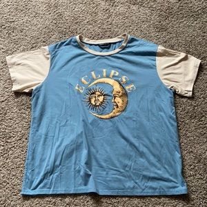 Vintage looking  eclipse shirt for shein